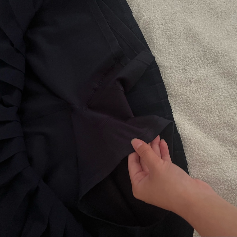 Lacoste Navy Pleated Mini Skirt with Crocodile Patch - Picture 3 of 3